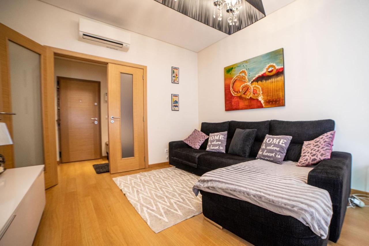 Lovely Apartment Near Airport And Nations Park, With Garage 로르스 외부 사진
