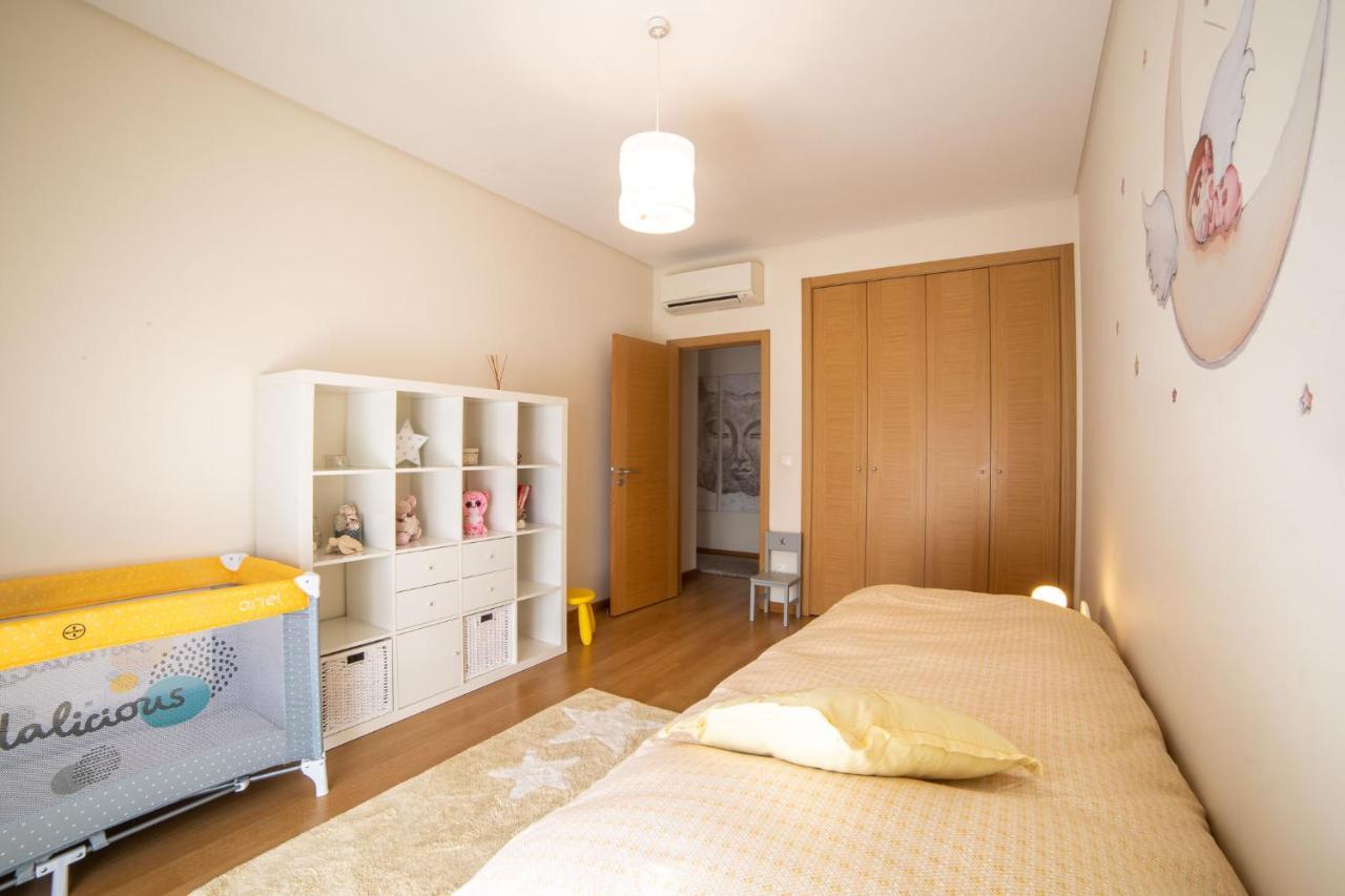 Lovely Apartment Near Airport And Nations Park, With Garage 로르스 외부 사진