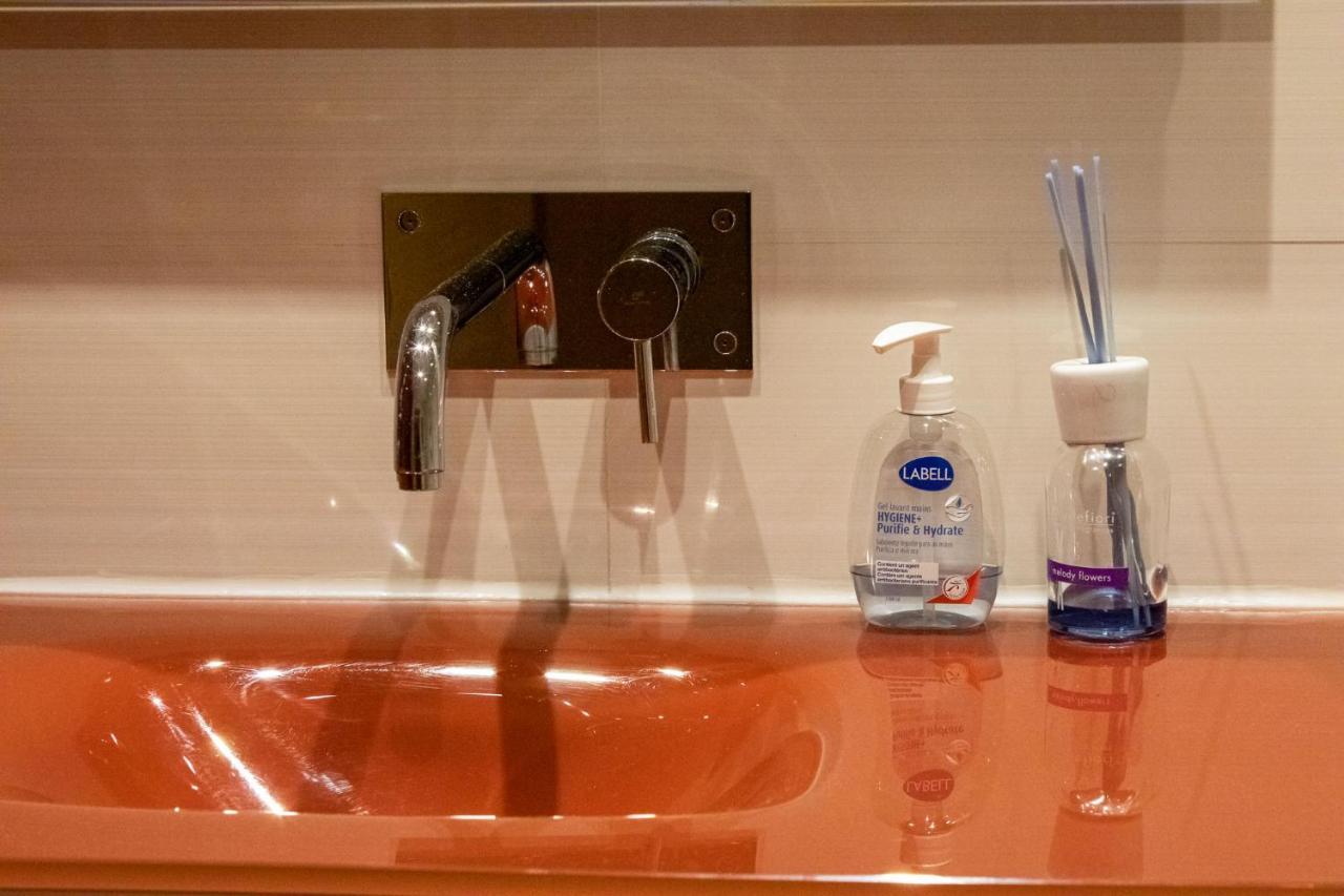 Lovely Apartment Near Airport And Nations Park, With Garage 로르스 외부 사진