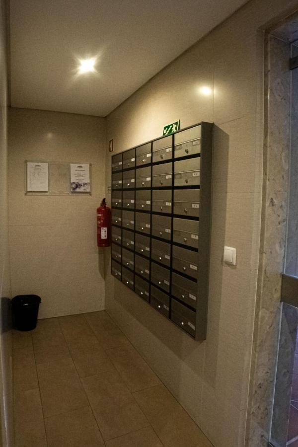 Lovely Apartment Near Airport And Nations Park, With Garage 로르스 외부 사진