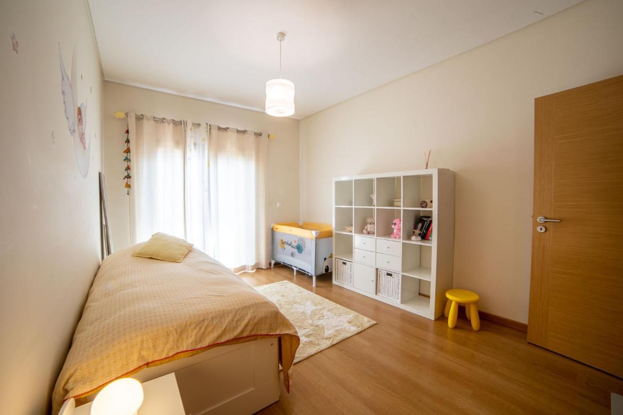 Lovely Apartment Near Airport And Nations Park, With Garage 로르스 외부 사진