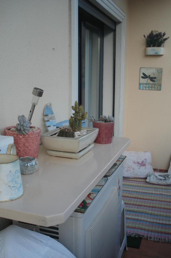 Lovely Apartment Near Airport And Nations Park, With Garage 로르스 외부 사진